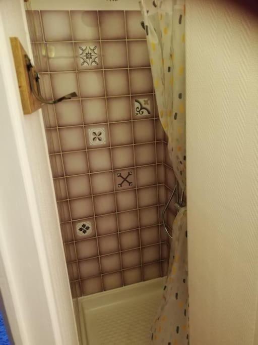 Le Nid Douillet Univers Linge Fourni La Bourboule Extérieur photo